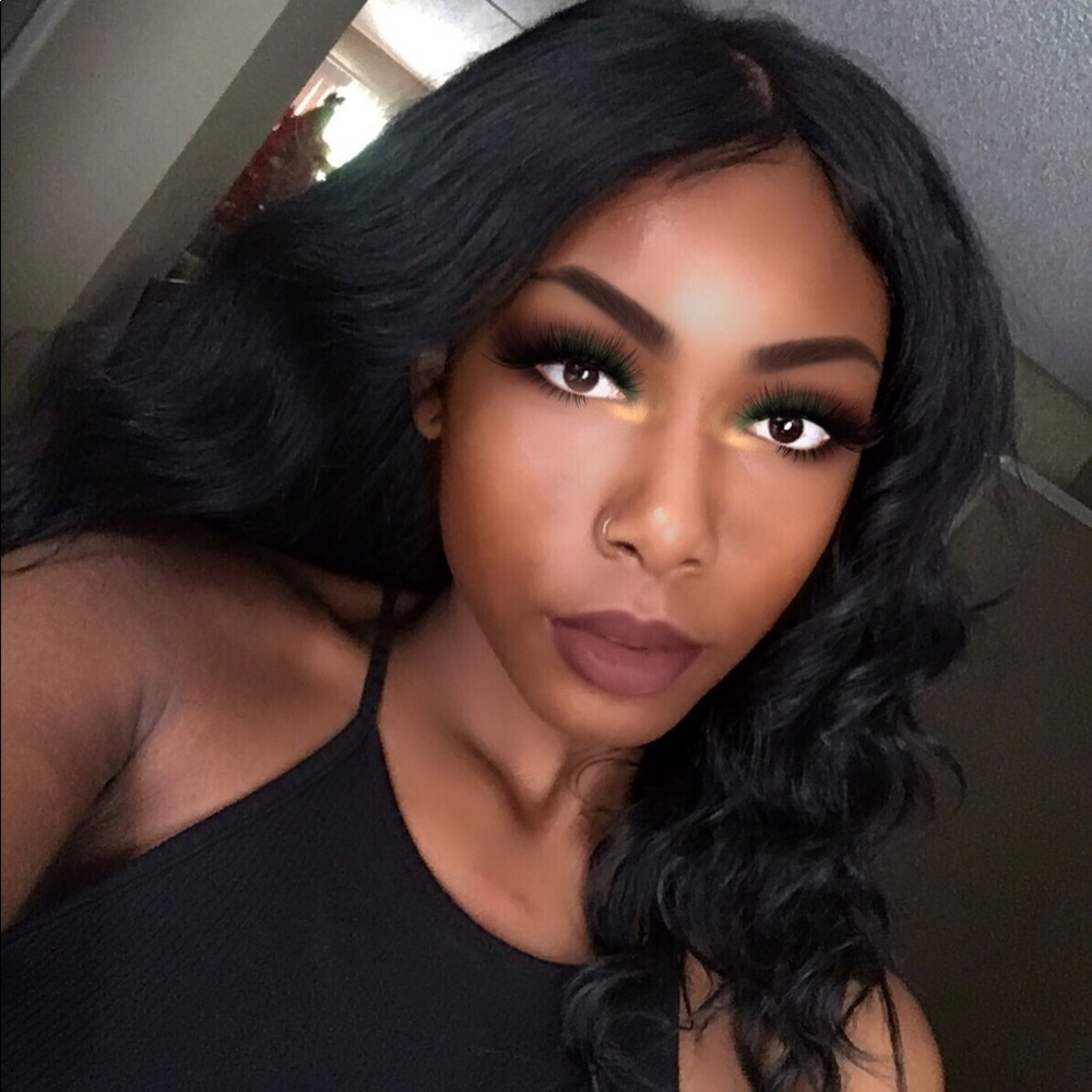 Meet your Posher, Rosiee